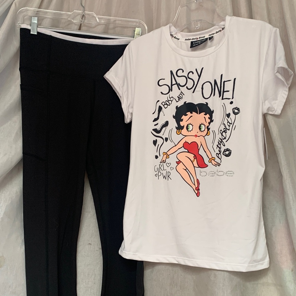 bebe White Betty Boop 'Sassy One' Graphic Tee